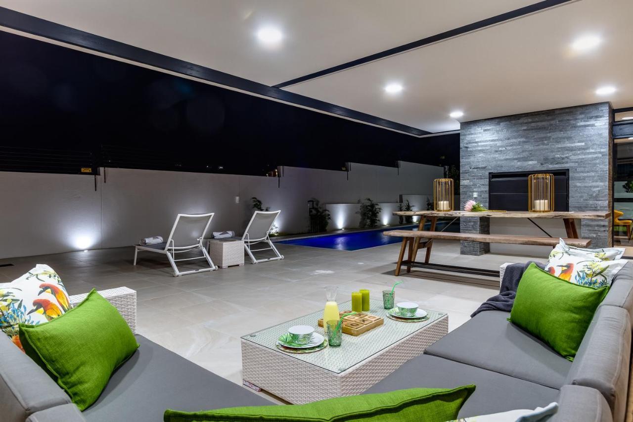 Villa De Luxe Франсгук Екстер'єр фото